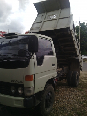 รถดั๊มโตโยต้าBU 211เครื่อง115แรงปี45พร้อมใช้เอฟหน้าหลัง420000