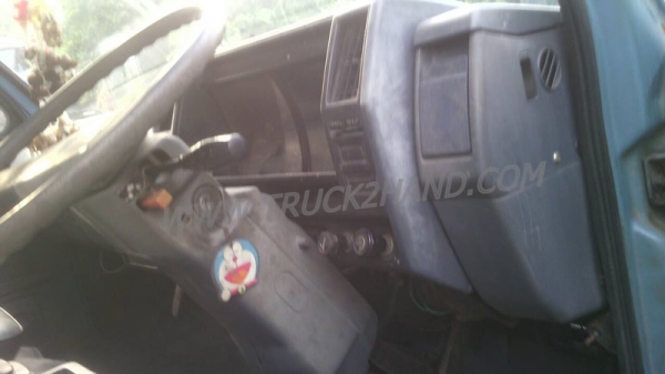 รถบรรทุก 6 ล้อ ISUZU NPR59LU5M กระบะคาร์โก้สแตนเลส ความยาว4.30 เมตร ยาง 8.25-16