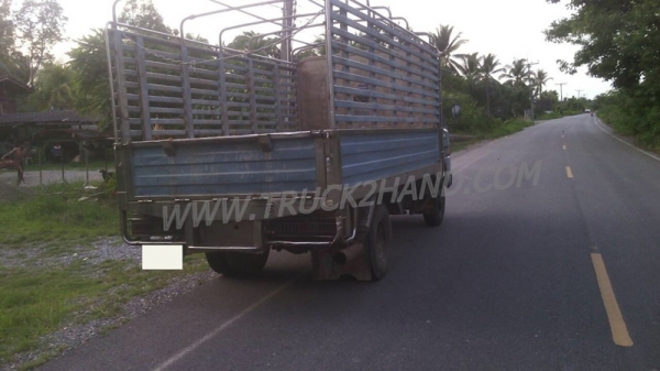 รถบรรทุก 6 ล้อ ISUZU NPR59LU5M กระบะคาร์โก้สแตนเลส ความยาว4.30 เมตร ยาง 8.25-16