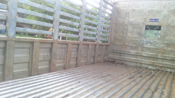 รถบรรทุก 6 ล้อ ISUZU NPR59LU5M กระบะคาร์โก้สแตนเลส ความยาว4.30 เมตร ยาง 8.25-16