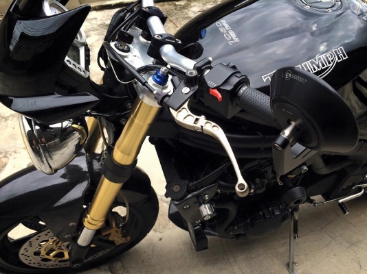 Triumph Speed Triple 1050 ปี 2009 รถสวยสีเดิมทั้งคัน ไม่ล้มไม่ชน วิ่งมา 40,xxx โล
