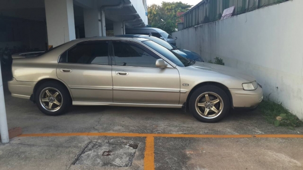 ขาย Honda accord 1996  LPG  พร้อมใช้