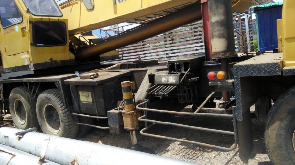 ขายรถเครน Grove. 20. ตัน พร้อมใช้งาน ราคาถูก ต่อรองได้