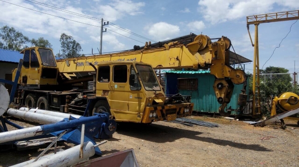 ขายรถเครน Grove. 20. ตัน พร้อมใช้งาน ราคาถูก ต่อรองได้