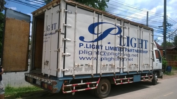 ขายรถ 6 ล้อ FD3H ตู้แห้ง 10 บาน ยาว 6 เมตร คัสซีสวยตลอดเส้น เครื่อง HO7C turbo 210 แรงม้า เบรคทิฟฟี่ พาวเวอร์ ทะเบียนพร้อมโอนครับ