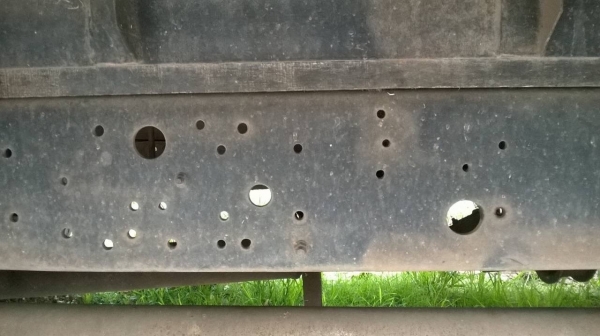 ขายรถ 6 ล้อ FD3H ตู้แห้ง 10 บาน ยาว 6 เมตร คัสซีสวยตลอดเส้น เครื่อง HO7C turbo 210 แรงม้า เบรคทิฟฟี่ พาวเวอร์ ทะเบียนพร้อมโอนครับ