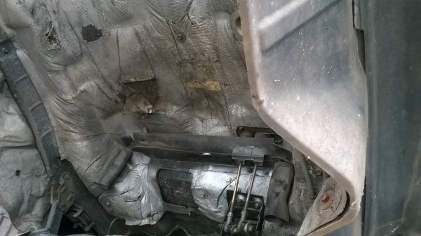 ขายรถ 6 ล้อ FD3H ตู้แห้ง 10 บาน ยาว 6 เมตร คัสซีสวยตลอดเส้น เครื่อง HO7C turbo 210 แรงม้า เบรคทิฟฟี่ พาวเวอร์ ทะเบียนพร้อมโอนครับ