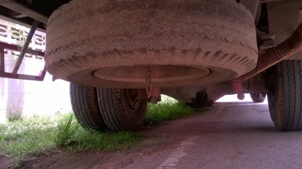 ขายรถ 6 ล้อ FD3H ตู้แห้ง 10 บาน ยาว 6 เมตร คัสซีสวยตลอดเส้น เครื่อง HO7C turbo 210 แรงม้า เบรคทิฟฟี่ พาวเวอร์ ทะเบียนพร้อมโอนครับ