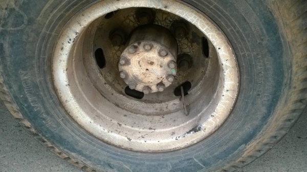 ขายรถ 6 ล้อ FD3H ตู้แห้ง 10 บาน ยาว 6 เมตร คัสซีสวยตลอดเส้น เครื่อง HO7C turbo 210 แรงม้า เบรคทิฟฟี่ พาวเวอร์ ทะเบียนพร้อมโอนครับ