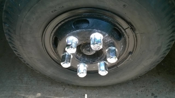 ขาย 6 ล้อ NPR ปี 34 คัสซีสวย เครื่อง 4BE1 110 แรงม้า เฟืองท้าย F เกียร์สั้น ทะเบียนพร้อมโอนราคาต่อรองได้