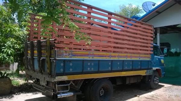 ขาย 6 ล้อ NPR ปี 34 คัสซีสวย เครื่อง 4BE1 110 แรงม้า เฟืองท้าย F เกียร์สั้น ทะเบียนพร้อมโอนราคาต่อรองได้