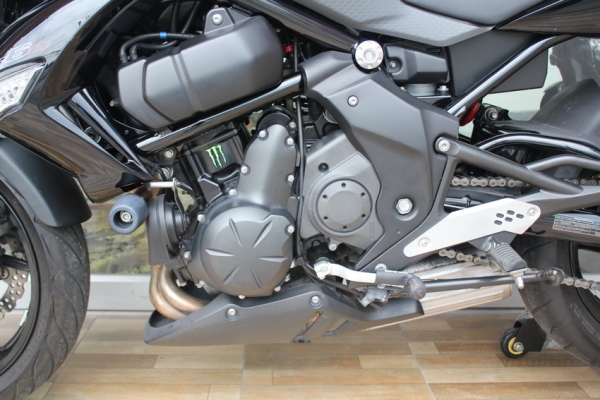 ขาย ER6n year2010(ABS) รถสวยพร้อมของแต่ง ขาย ER6n year2010(ABS) รถสวยพร้อมของแต่ง