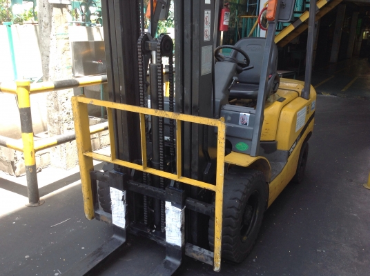 ขายรถ tcmขนาด2.5ตันเครื่องยนต ดีเซล เกียร ออโต้ ปี2012