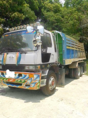 ขาย HINO 3M 240 แรง สภาพสวยพร้อมใช้ ราคาต่อรองได้ ติดต่อได้ที่คุณ อ๊อฟ พิจิตร 086-737-9991 ขาย HINO 3M 240 แรง สภาพสวยพร้อมใช้ ราคาต่อรองได้ ติดต่อได้ที่คุณ อ๊อฟ พิจิตร 086-737-9991