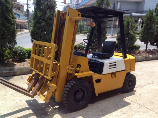 ฟอร์คลิฟท์ KOMATSU  2 ton