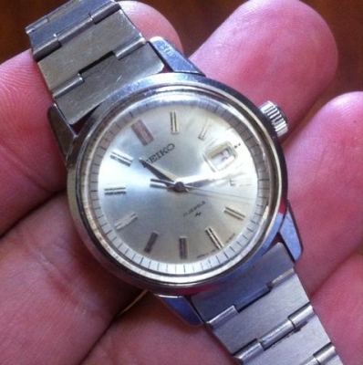 นาฬิกา SEIKO 17 Jewels ของผู้หญิง