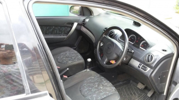 ขายรถเก่ง  Chevrolet aveo ปี 06 ราคาตามสภาพนะครับ รับได้มาดูรถเลย