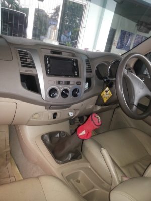 ต้องการขายTOYOTA, HILUX ตัว TOB ( PRERUNNER)   ลดราคา 320,000 บาท