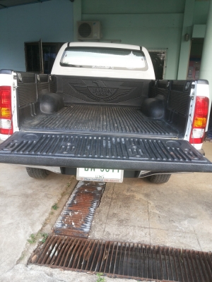 ต้องการขายTOYOTA, HILUX ตัว TOB ( PRERUNNER)   ลดราคา 320,000 บาท