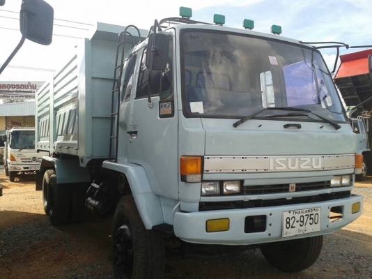 ขายดั้ม2เพลา ISUZU ROCKY 240แรง พ.เพาเวอร์ เบรกทิฟฟี่ ภายในสวย แอร์เย็น สภาพพร้อมใช้งาน เอกสารพร้อมโอน สนใจโทร 090-8588220คุณนะ 093-3258446คุณบิว ID:narong498 หรือเข้าดูสินค้าอื่นๆได้ที่ www.truck.in.th/498 หรือเพจFacebook ณรงค์ ซื้อขายรถมือสอง (เว็บไซต์ส