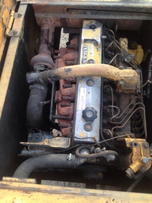 ขายรถแมคโค KOMATSU PC200-5 ไฟฟ้าครบ มีเล่มทะเบียน สภาพสวย