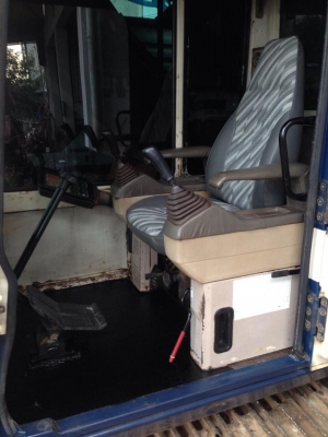 ขายรถแมคโค KOMATSU PC200-5 ไฟฟ้าครบ มีเล่มทะเบียน สภาพสวย