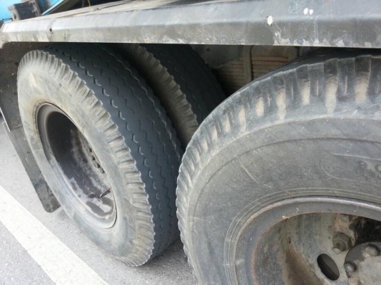 (เหลือ2คัน)....10 ล้อหัวลาก 2 เพลา 175 แรง FVZ12MYK ..รถห้างแท้ ช่วงดั้มไม่เลื่อนช่วง. รถสวยดี สภาพดี พร้อมใช้ มีทั้งหมด 3 คัน