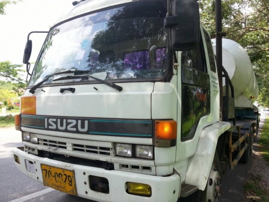 (เหลือ2คัน)....10 ล้อหัวลาก 2 เพลา 175 แรง FVZ12MYK ..รถห้างแท้ ช่วงดั้มไม่เลื่อนช่วง. รถสวยดี สภาพดี พร้อมใช้ มีทั้งหมด 3 คัน