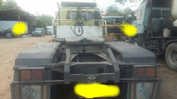 (เหลือ2คัน)....10 ล้อหัวลาก 2 เพลา 175 แรง FVZ12MYK ..รถห้างแท้ ช่วงดั้มไม่เลื่อนช่วง. รถสวยดี สภาพดี พร้อมใช้ มีทั้งหมด 3 คัน