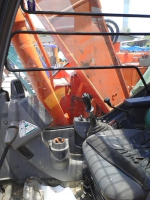 ขายรถขุด HITACHI รุ่น ZX 135 US