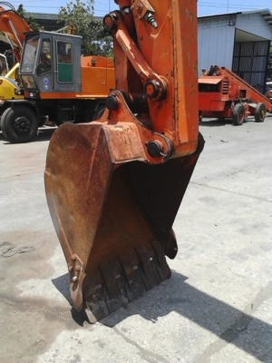 ขายรถขุด HITACHI รุ่น ZX 135 US