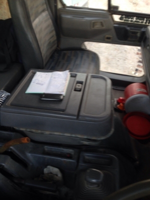 ขาย HINO 3M สองเพลาดั๊ม กระบะเหล็กสามมิตร รถปี 38