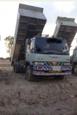 ขาย HINO 3M สองเพลาดั๊ม กระบะเหล็กสามมิตร รถปี 38