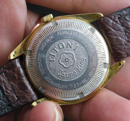 (ขายไปแล้วครับ) นาฬิกา TITONI Cosmo King Automatic Day-Date สวยหรู