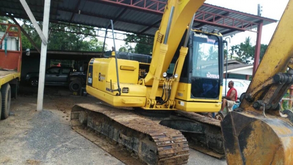 รถขุดPC130-8 รถใช้ 6900 ชม. รถสวยเดิมๆ