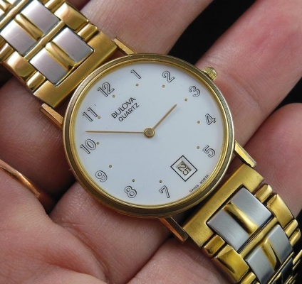(ขายไปแล้ว) นาฬิกา BULOVA เรือนทอง สภาพสวย