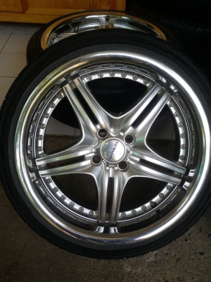 ล้อขอบ17 4รู  100 กว้าง 7.5 พร้อมยาง 205 40 17 DUNLOP DZปี 13