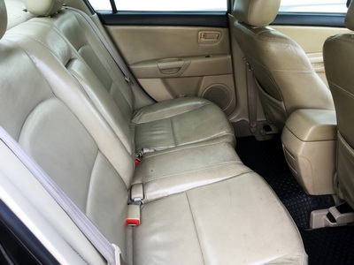 **Mazda3 ปี05 1.6V สีดำ ออโต้ 4ประตู  แต่งครบ optionเพียบ รถสวย ใช้น้อย เข้าศูนย์ตลอด **