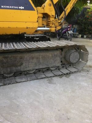 ขายด่วน KOMATSU  PC 40-6  สภาพสวย  พร้อมใช้งาน  ราคากันเองโทร 098-7214459 ดวงนภา