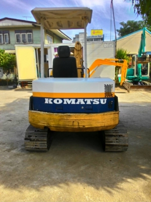 ขายด่วน KOMATSU  PC 40-6  สภาพสวย  พร้อมใช้งาน  ราคากันเองโทร 098-7214459 ดวงนภา