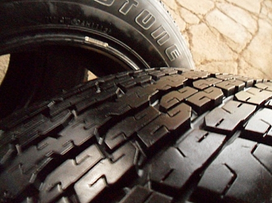 บริดสโตน255-65R17ลงพื้นปลายปี13(4เส้น4,900บ) บริดสโตน255-65R17ลงพื้นปลายปี13(4เส้น4,900บ)