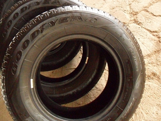 ยางกระบะขอบ15 กู๊ดเยียร์205-70-R15ลงพื้นปี13(4เส้น2,900บ) ยางกระบะขอบ15 กู๊ดเยียร์205-70-R15ลงพื้นปี13(4เส้น2,900บ)