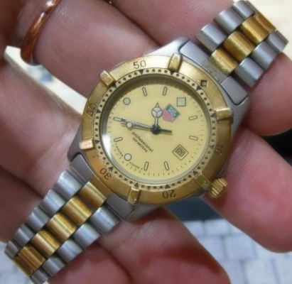 (ขายไปแล้ว) นาฬิกา TAG HEUER S2000
