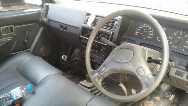 รถกะบะ NISSAN BIG M 2500cc รถสวยจัด เครื่องฝาแดง เคริ่องดีมาก แคสซีสวย แอร์เย็น รูปทรงสวยงาม ทะเบียนไม่ขาด เอกสารพร้อม