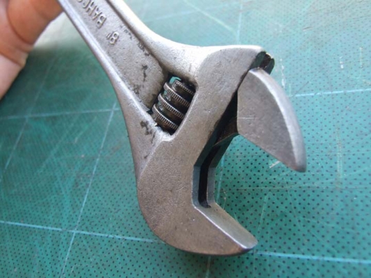 ประแจเลื่อน BAHCO 71 ขนาด 8"