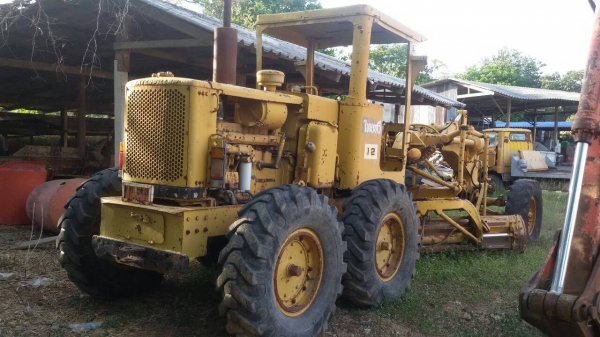 รถเกรด CAT 12F รถพร้อมใช้งาน เอกสารเล่มทะเบียน