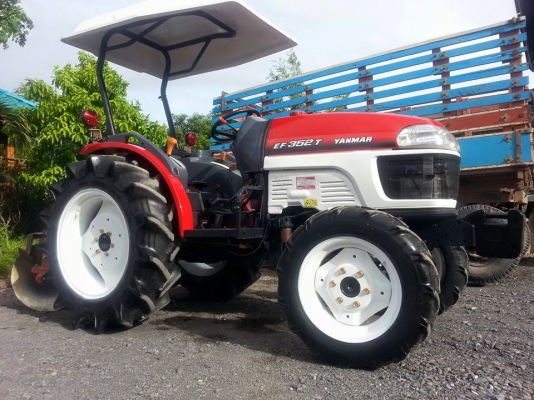 ยันร์ม่า EF352T 4 WD 2 เพลา พร้อมผาน 5 ใช้งานได้เลยครับ