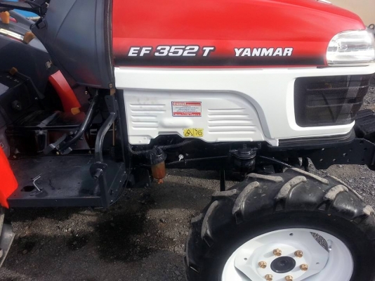 ยันร์ม่า EF352T 4 WD 2 เพลา พร้อมผาน 5 ใช้งานได้เลยครับ