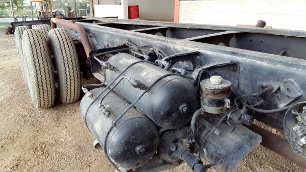 ขายหัวคัชซี12ล้อเพลาเดี่ยวสภาพสวย