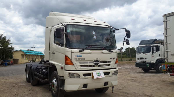 รถสิบล้อหัวลาก ฮีโน่  344 ปี 54 พร้อมใช้งาน    สนใจชมรถ ทดลองขับได้ สนใจติดต่อ เอ็ม ที เจริญยนต์ สาขาปทุมธานี     โทร. 081-4948363,081-7361541    ไอดีไลน์  0814948363     >>> ผู้ขายแจ้งม.79 พร้อมแจ้งย้ายให้ลูกค้า<<<      &